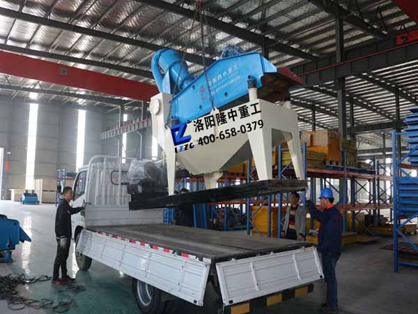 <a href=http://www.0852114.cn/tags/xishahuishouji target=_blank class=infotextkey><a href=//tags/xishahuishouji target=_blank class=infotextkey>細(xì)沙回收機</a></a>5.jpg