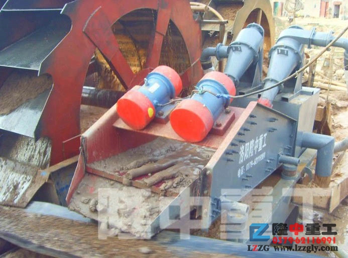 <a href=http://www.0852114.cn/tags/xishahuishouji target=_blank class=infotextkey><a href=//tags/xishahuishouji target=_blank class=infotextkey>細沙回收機</a></a>現(xiàn)場.jpg